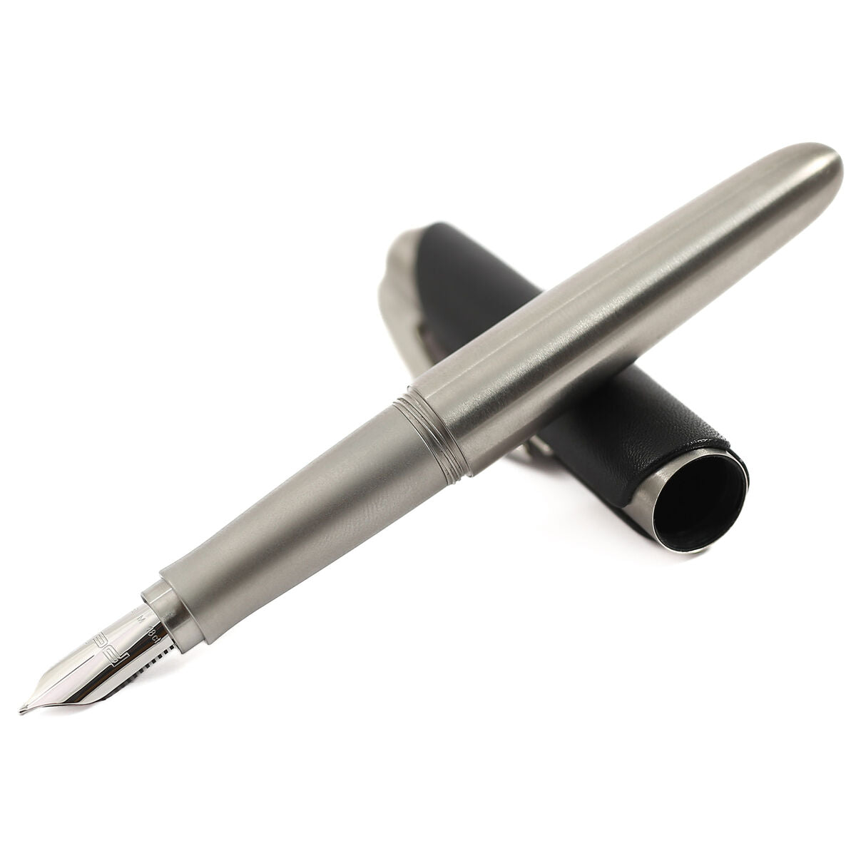 PORSCHE P3150 Fountain Pen-Broad Leather Black 140533