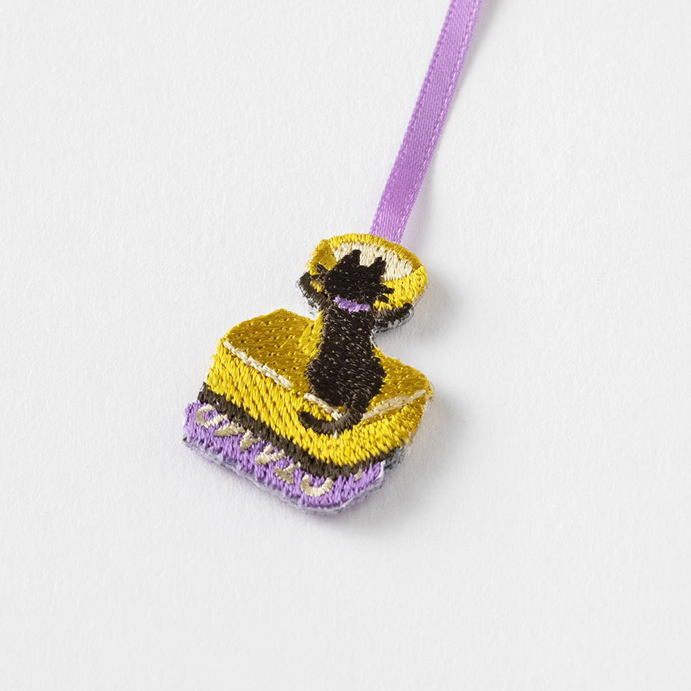 MIDORI Embroidery Bookmark Cat
