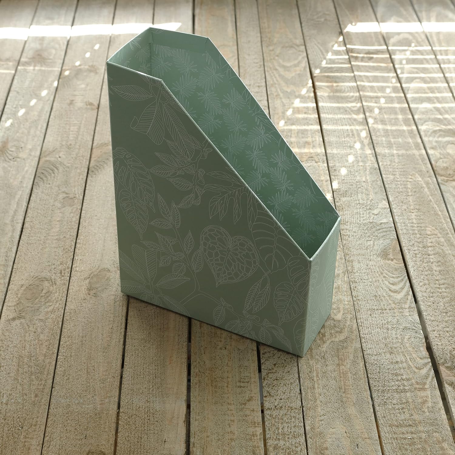 CLAIREFONTAINE x Jungle Harmony Magazine Rack 25x10x32.5cm