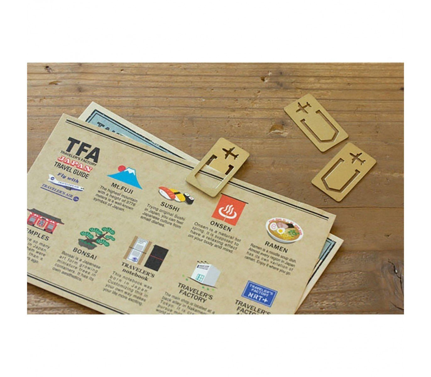 TRAVELERS FACTORY Brass Clip Airplane