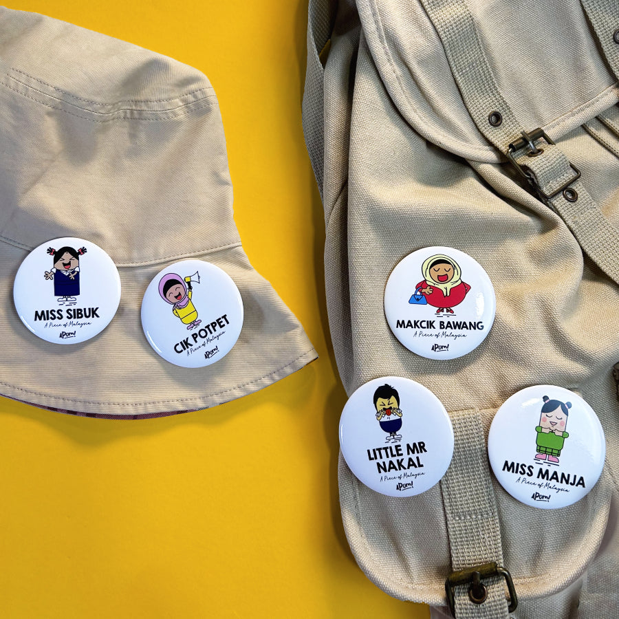 APOM Button Badge Miss Manja