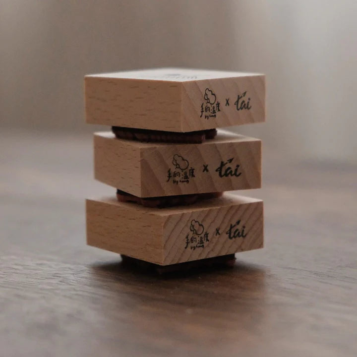 EILEENTAI.85 Rubber Stamp Inner Peace:Read A Good Book