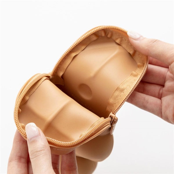 BRUNCH BROTHER Silicone Pen Case Bear Milk Tea