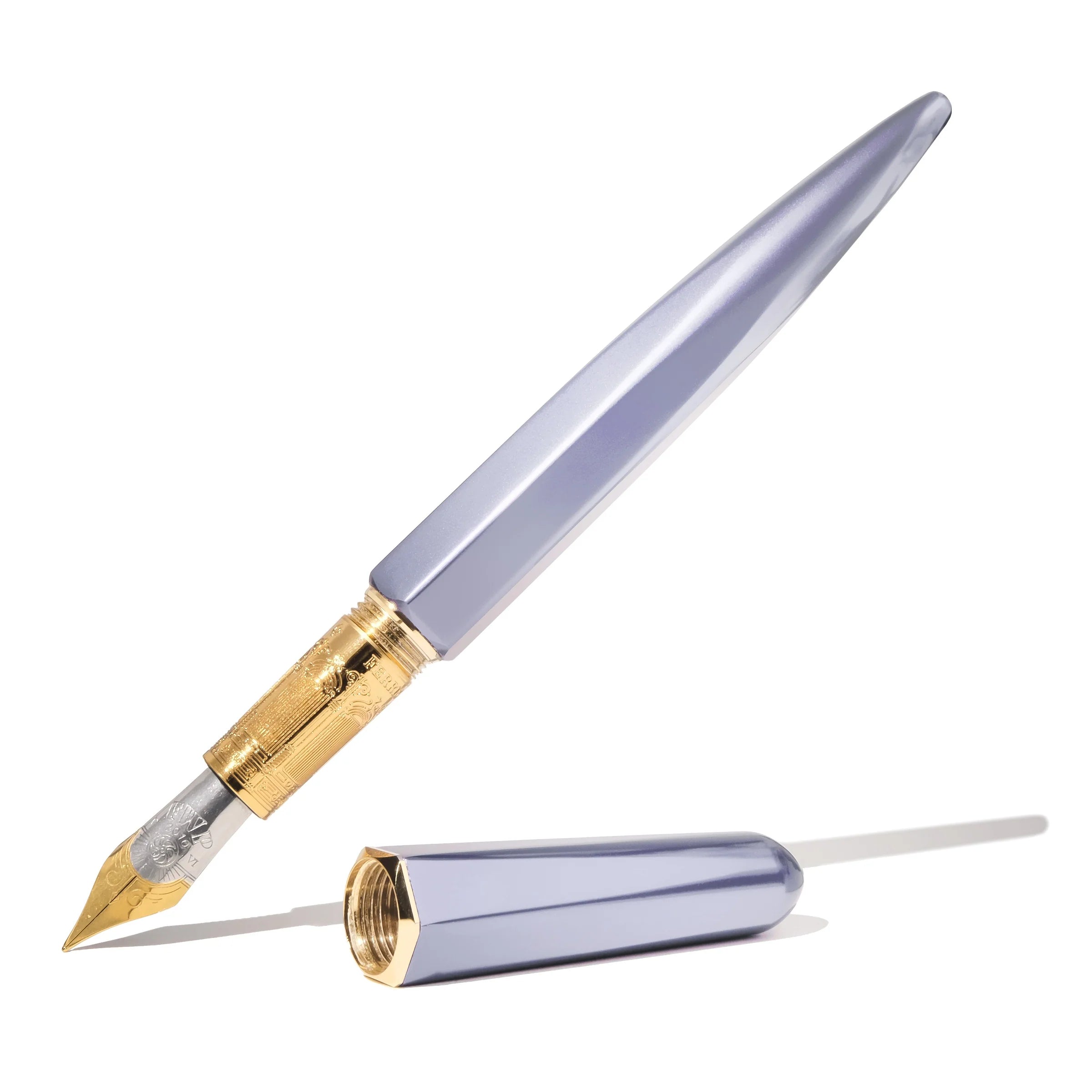 FERRIS WHEEL PRESS Marquise Fountain Pen Pearl Drop Blue Medium