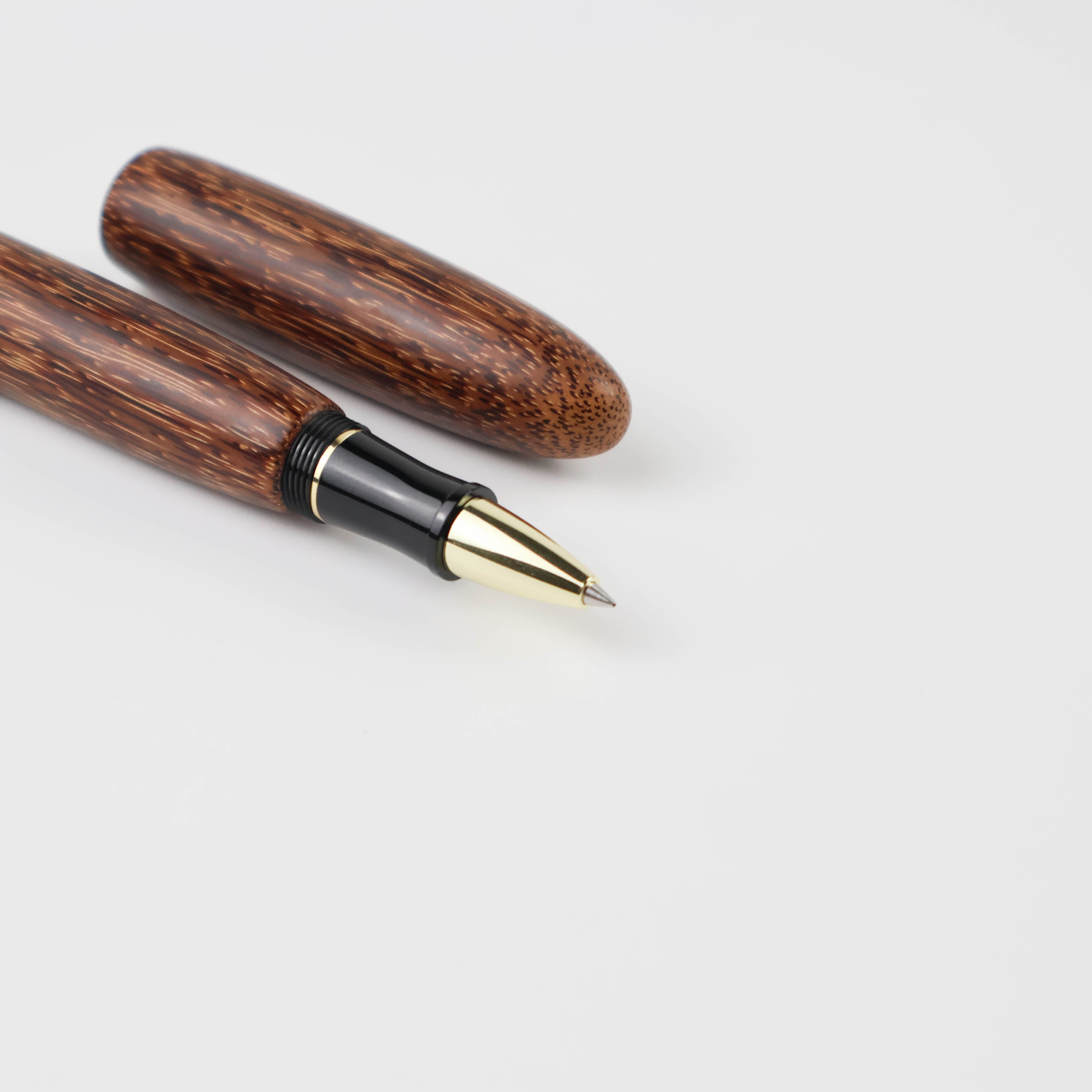 XZOTIC PENS Rollerball IC308 Athena