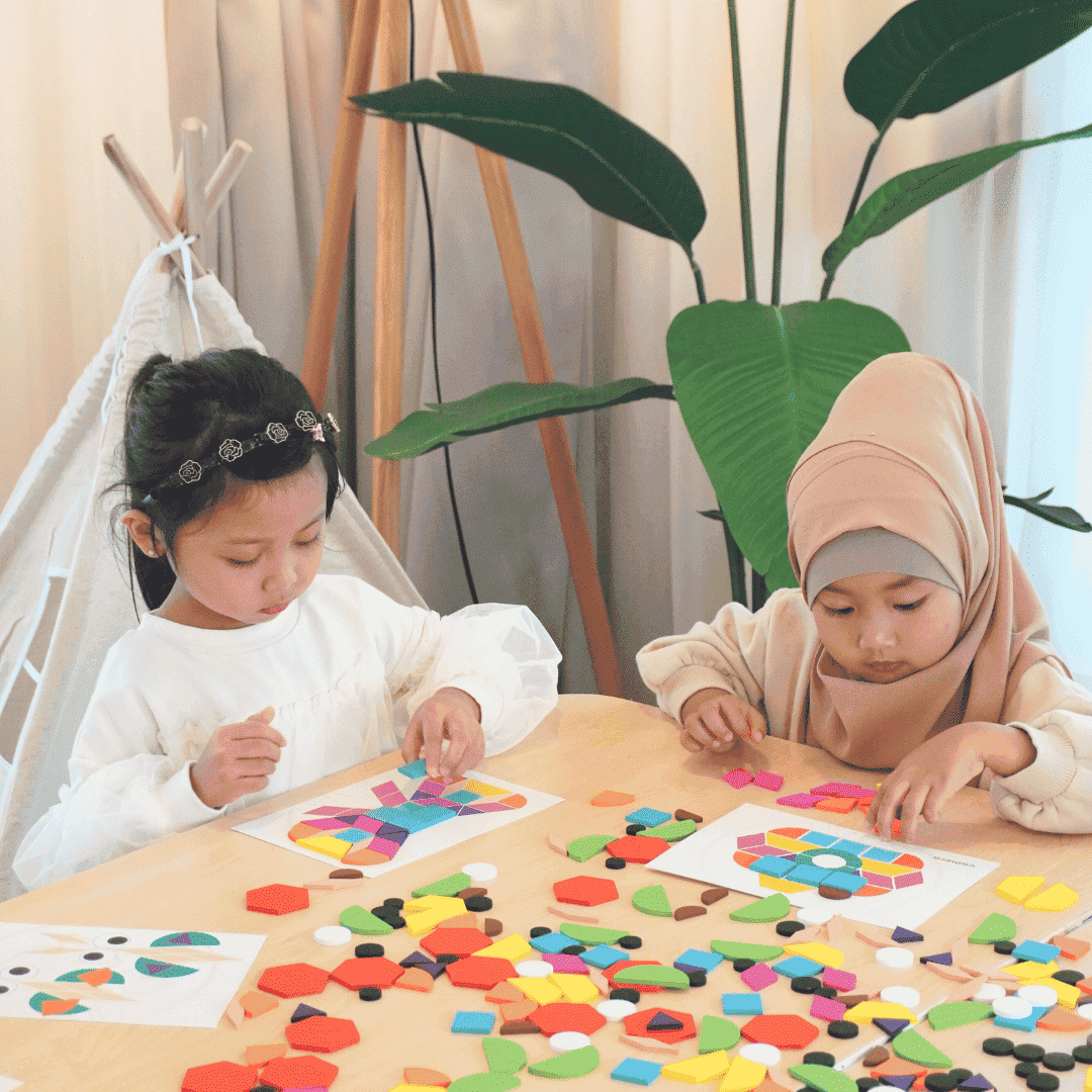 PURE DAYS Tangram Puzzles