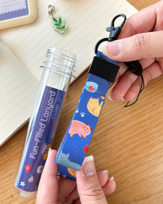 LOKAMADE Lanyard Long LYL602: Playful Cat