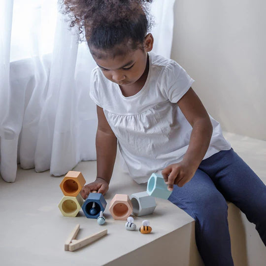 PLAN TOYS Beehives Orchard