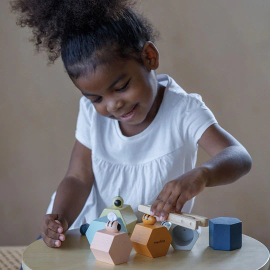 PLAN TOYS Beehives Orchard
