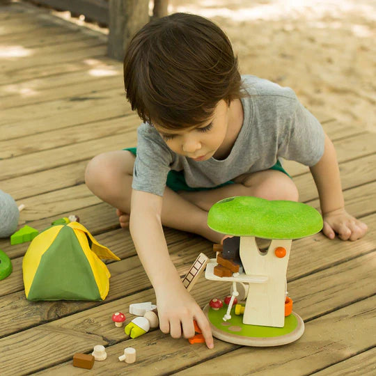 PLAN TOYS Tree House