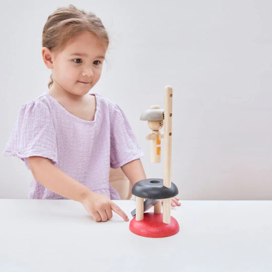 PLAN TOYS Jumping Acrobat