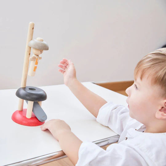 PLAN TOYS Jumping Acrobat