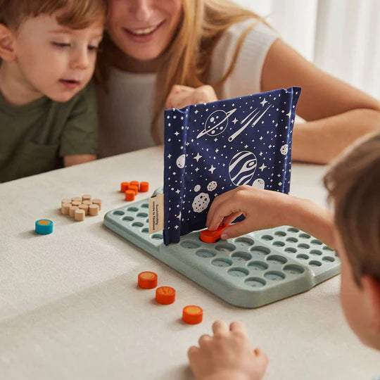 PLAN TOYS Guess My Planet