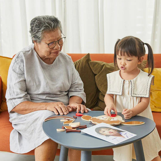 PLAN TOYS Build A Face