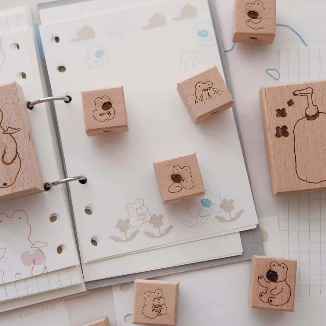 BIGHANDS Rubber Stamp Collection Rainy Days Thinking Bear