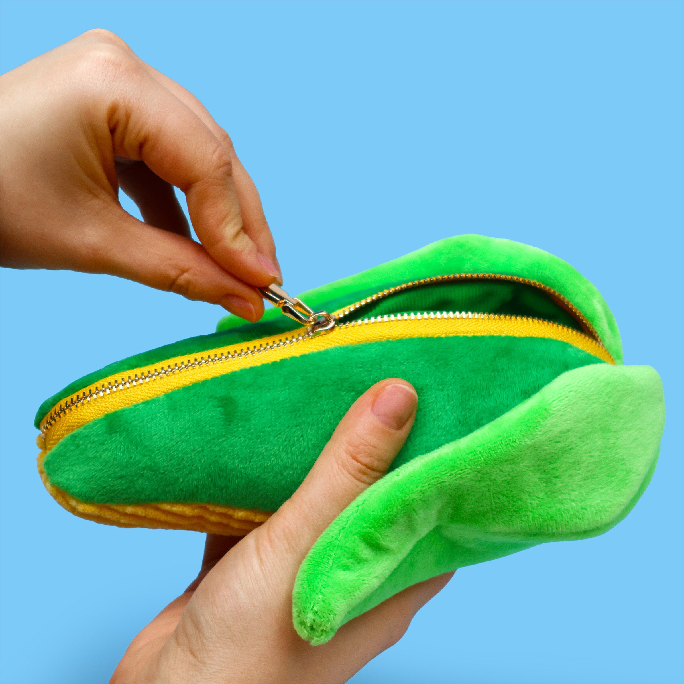 SUCK UK Plush Zip Pouch Sweetcorn