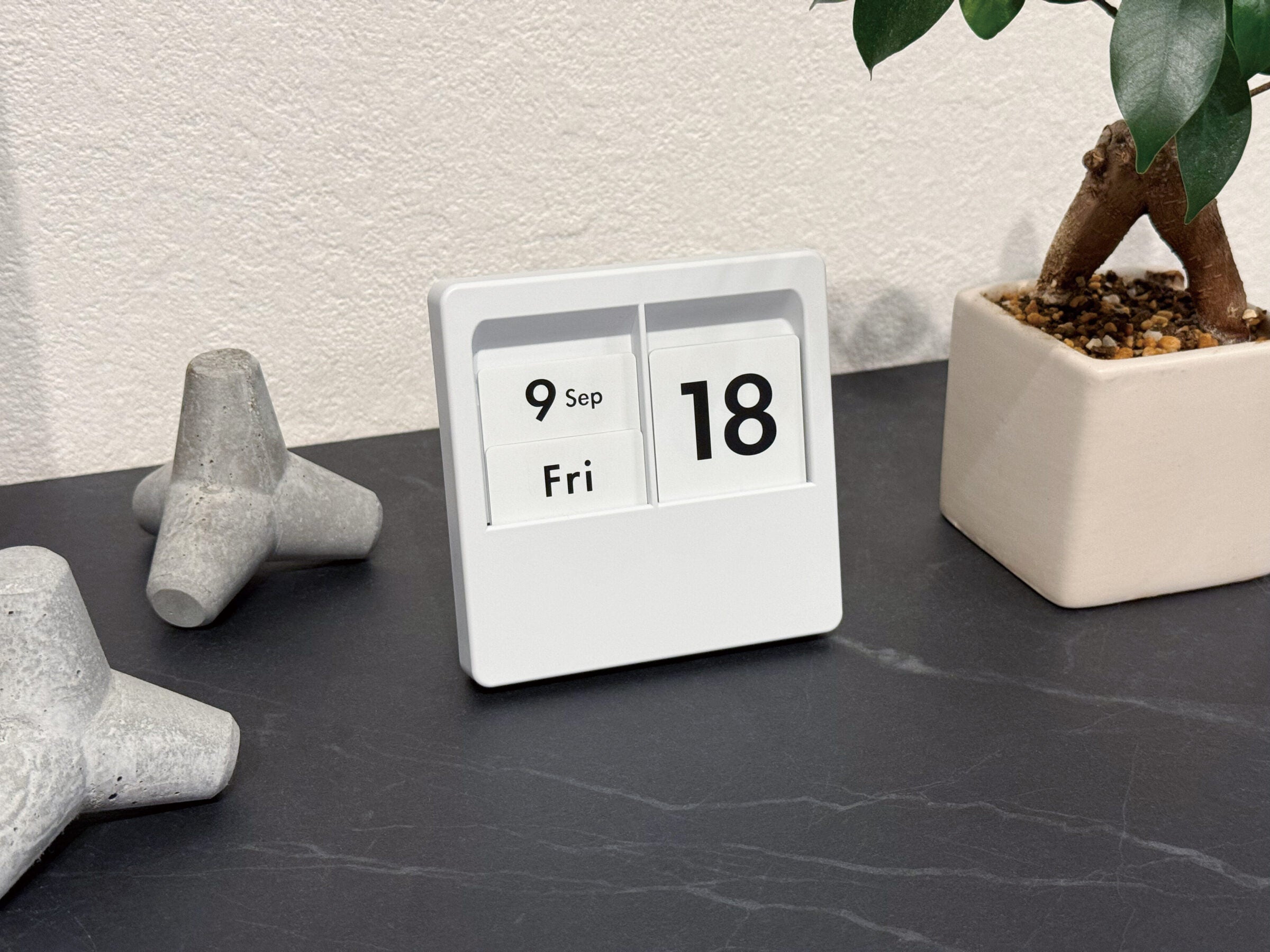 CARL Panel Calendar PC-100 Ivory