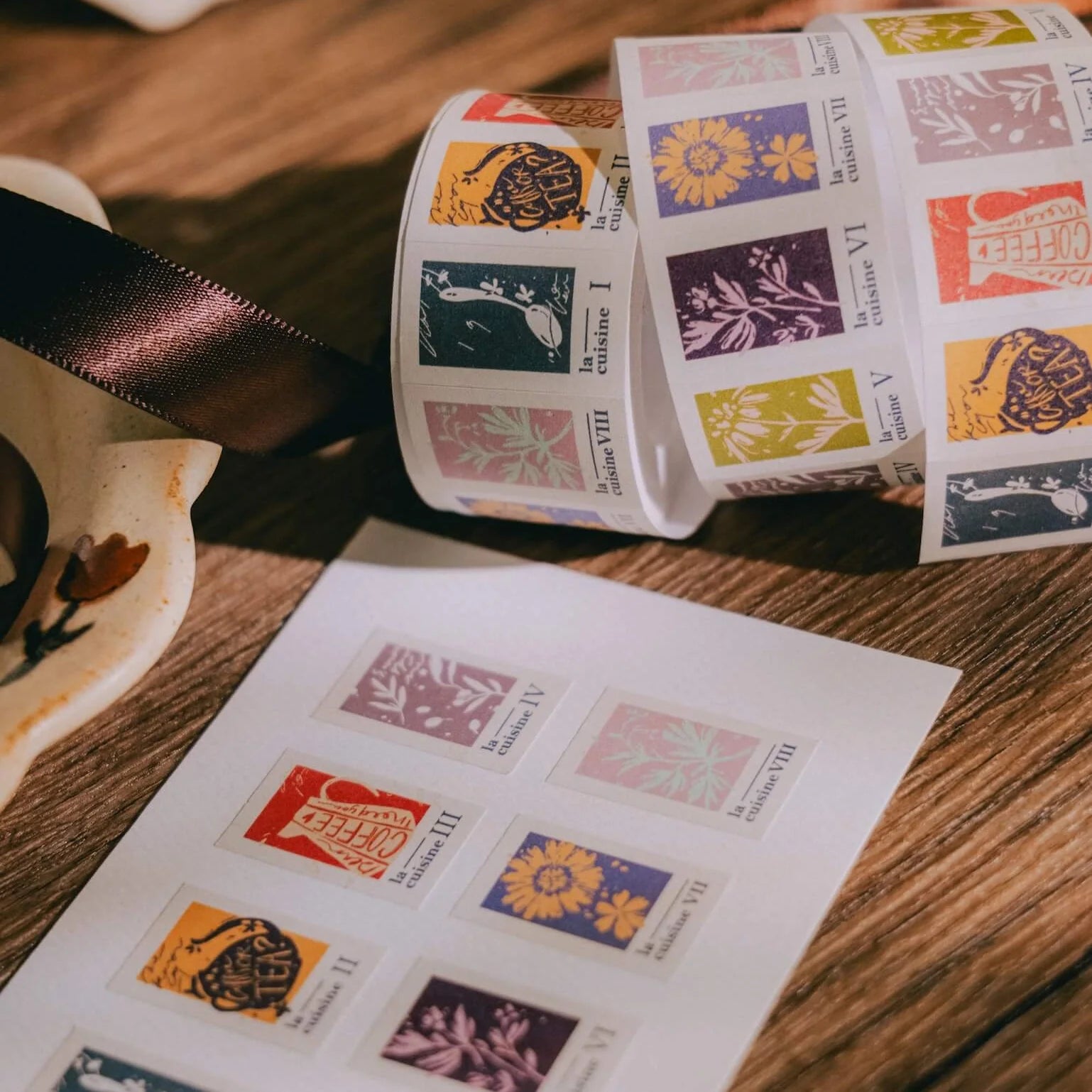 MEOW ILLUSTRATION Price Tag Label Sticker Roll The Gallery Sample Pack (50± pieces)