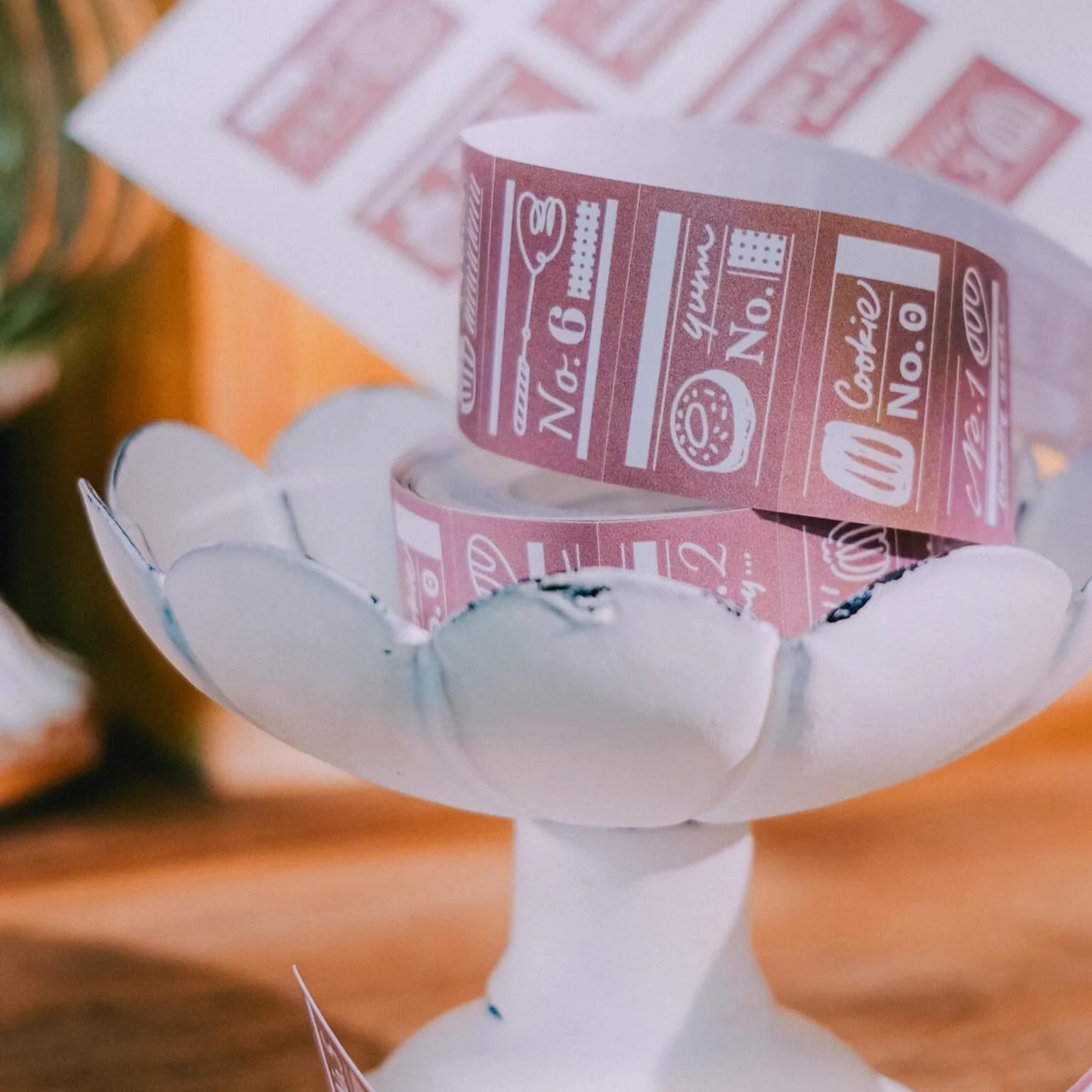 MEOW ILLUSTRATION Price Tag Label Sticker Roll Yum Yum Sample Pack (50± pieces)