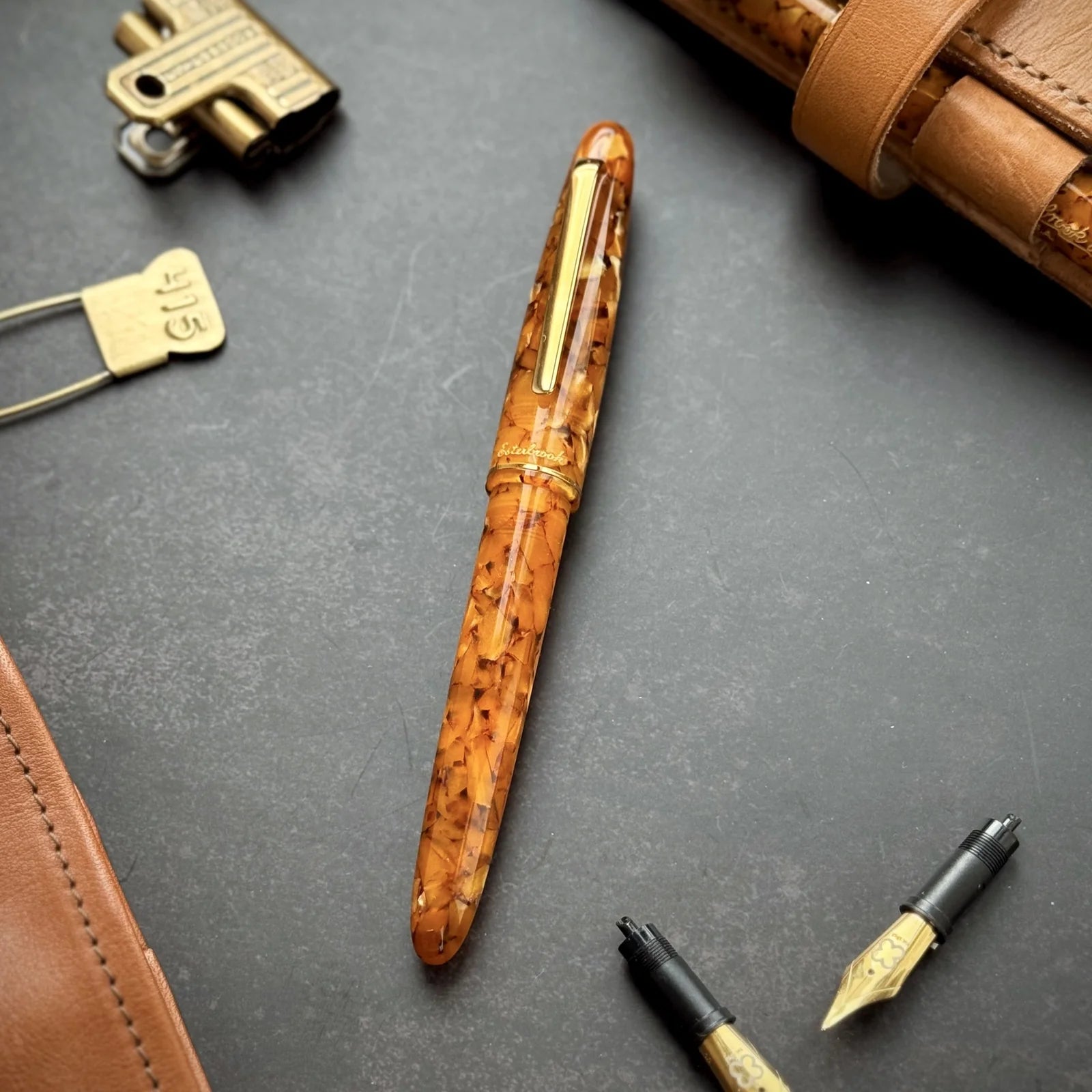 ESTERBROOK Estie Honeycomb Regular Fountain Pen Medium