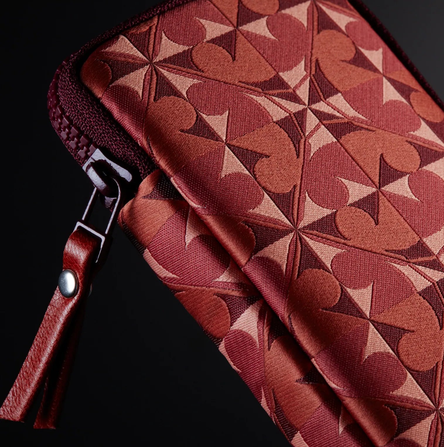 KYOKU HAKU Zippered Pen Case 5 Slots Archeology Red