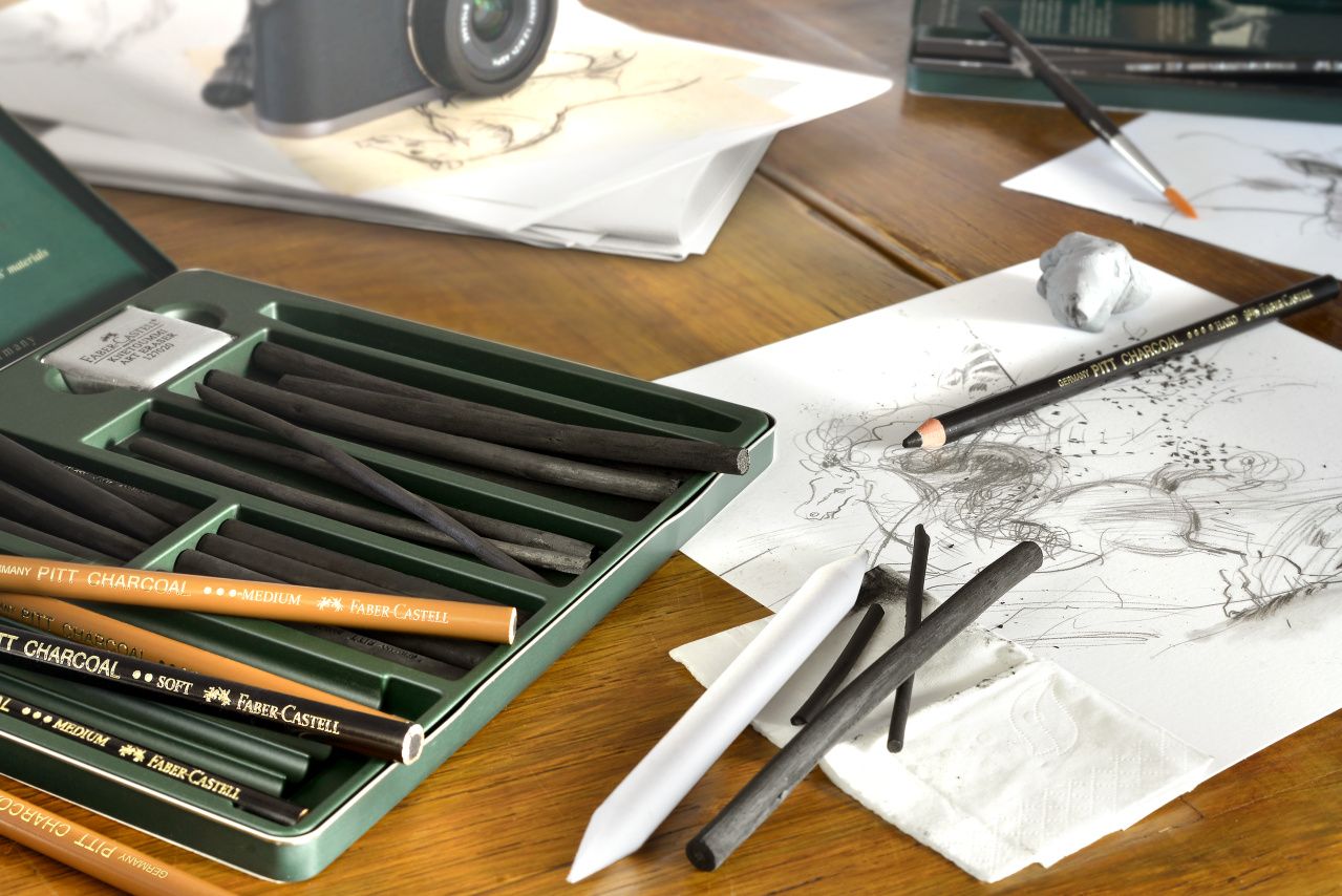 FABER-CASTELL PITT Charcoal Pressed-Soft