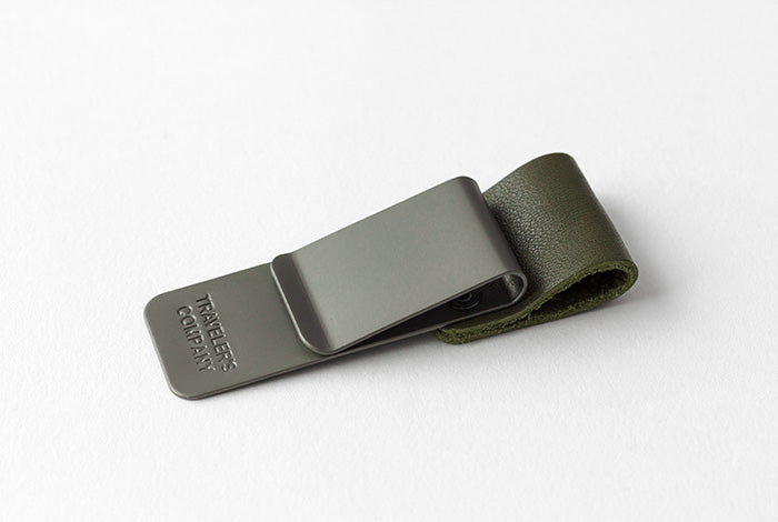 TRAVELERS Notebook Penholder 016 M-Olive Edition