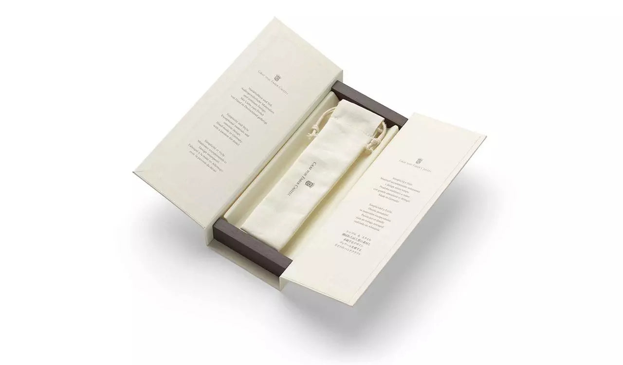 GRAF VON FABER CASTELL Guilloche Violet Fountain Pen-Broad