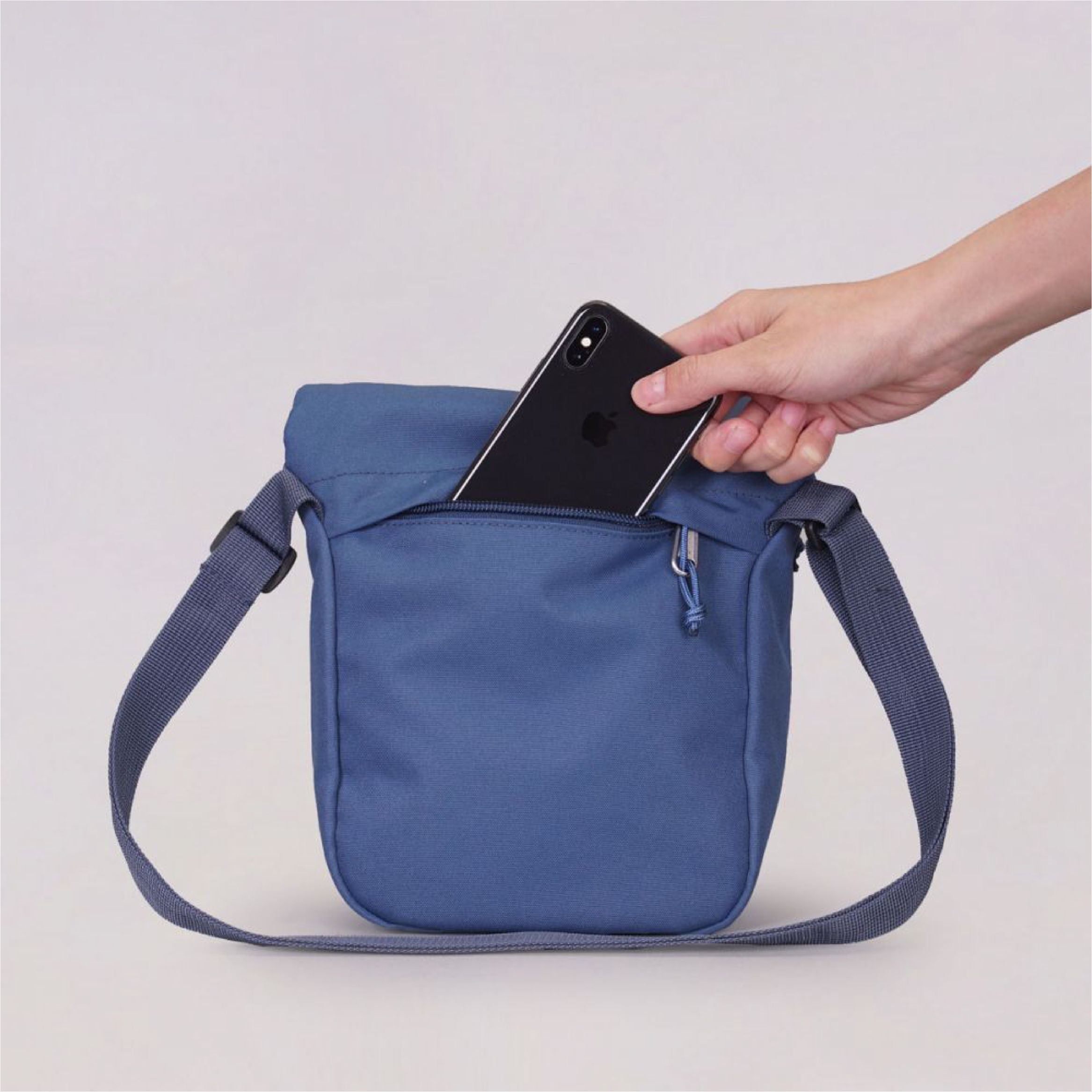 HELLOLULU Desi Sling Bag-Smoke Blue Default Title