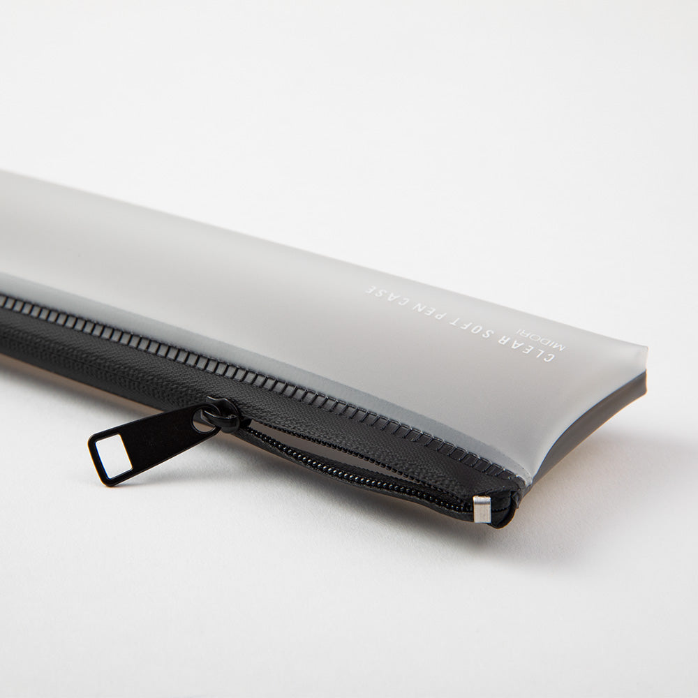 MIDORI Clear Soft Pen Case Black