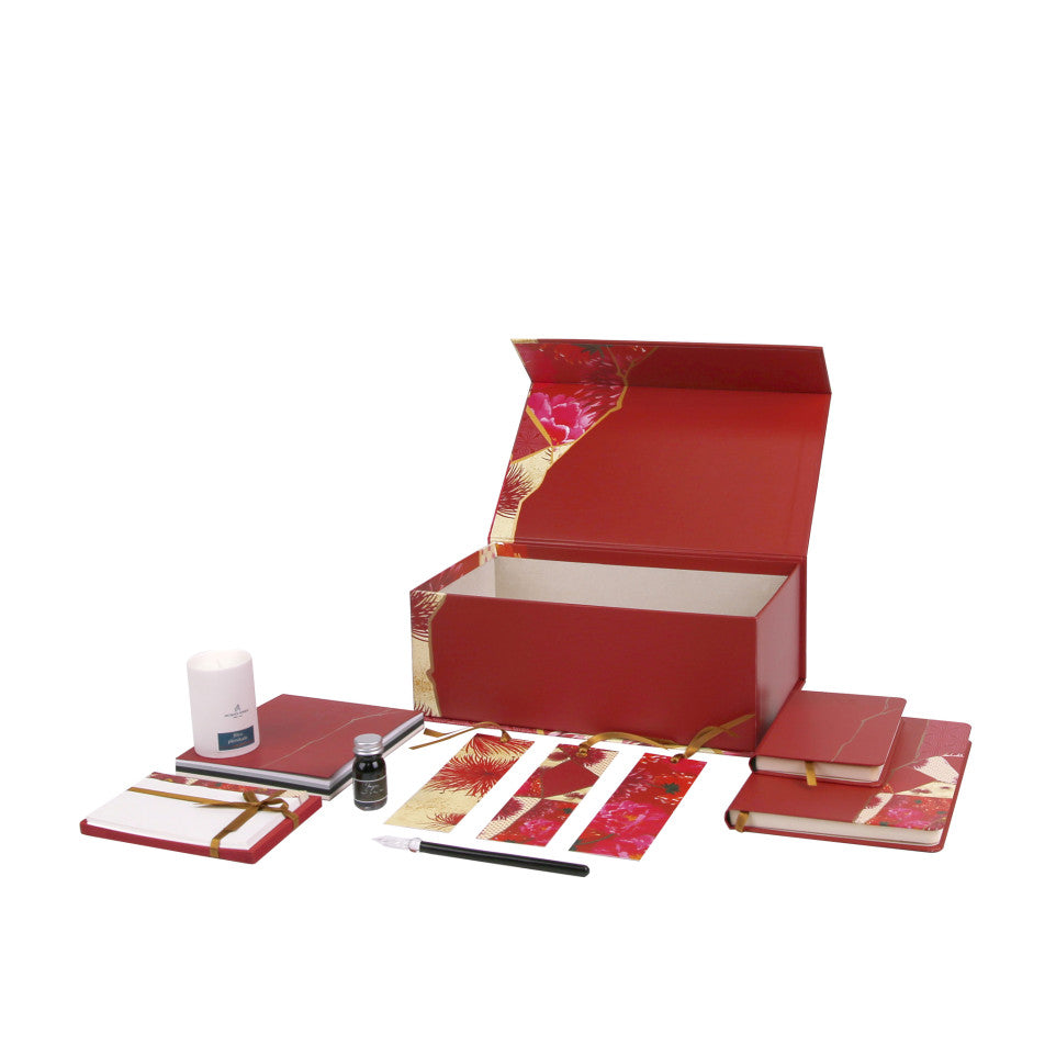 CLAIREFONTAINE x K3 2021/22 Gift Box w/Content 28x17.8x10.8cm