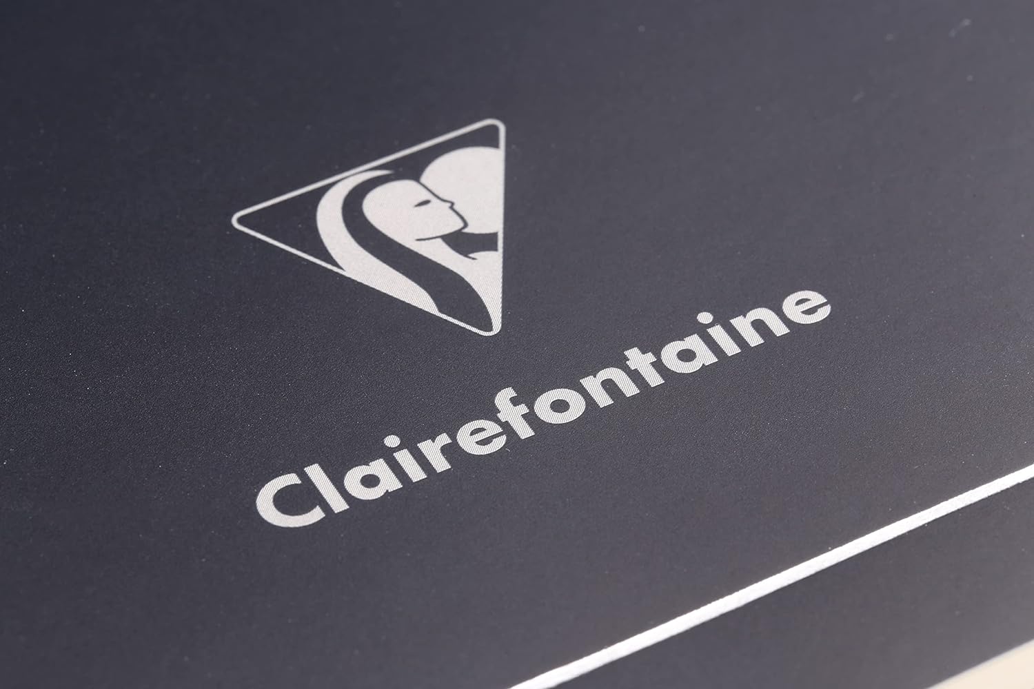 CLAIREFONTAINE Triomphe Platinum Notebook A5 48s 90g Ivory Lined