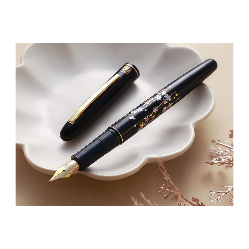 WANCHER x Kuretake Maki-e Shidare Zakura Fountain Pen-Medium