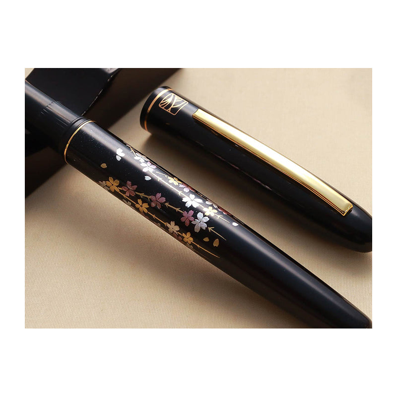 WANCHER x Kuretake Maki-e Shidare Zakura Fountain Pen-Medium