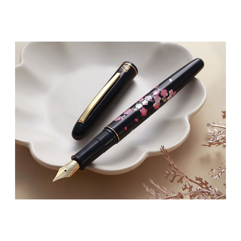 WANCHER x Kuretake Maki-e Sakura Haru Kaze Fountain Pen-Fine