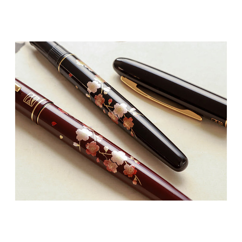 WANCHER x Kuretake Maki-e Edazakura (Black) Fountain Pen-Fine