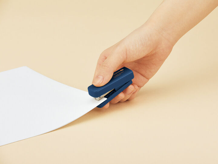 KOKUYO ME Portable Stapler Piman