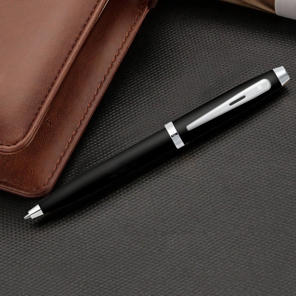 SHEAFFER 100 Matte Black Nickel Trim 9317 Ball Pen