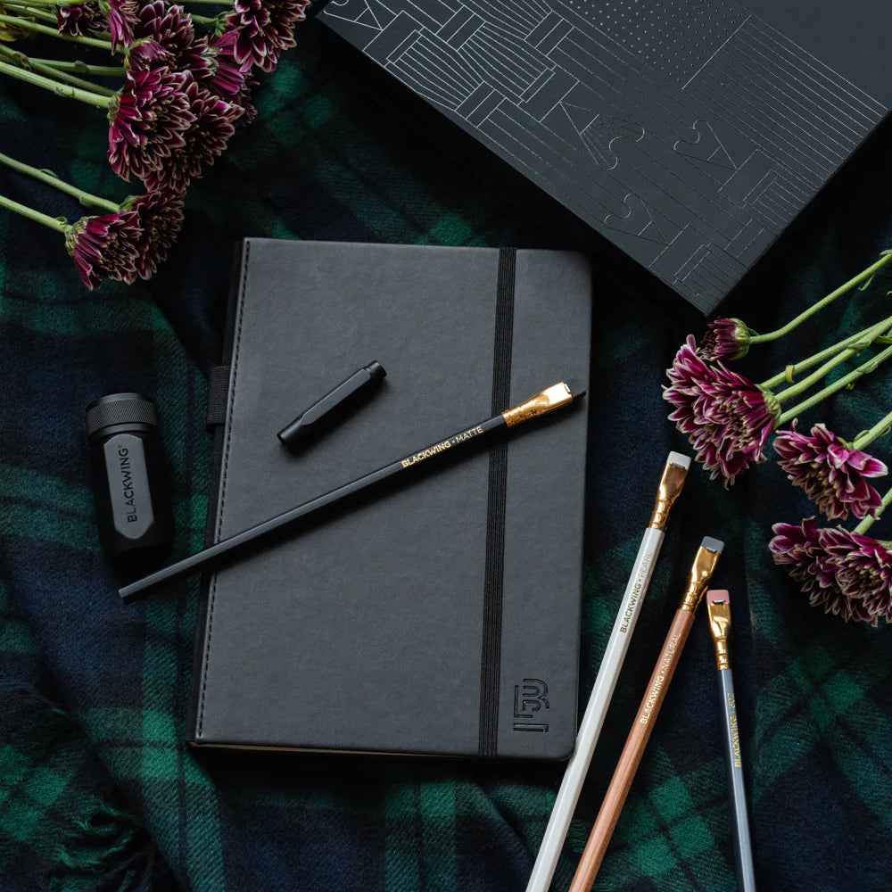 BLACKWING Notebook Essentials Set with Dot-Grid Slate