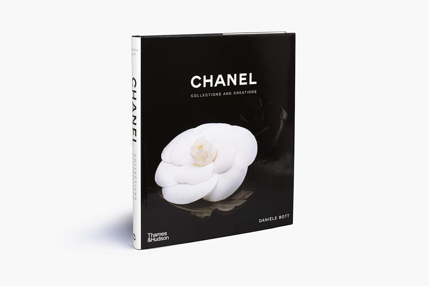 Chanel: Collections and Creations by Danièle Bott