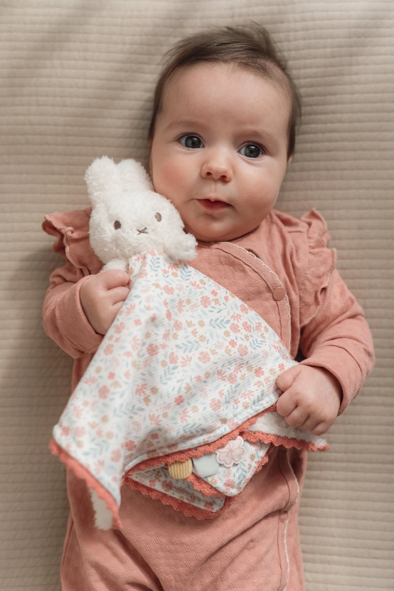 MIFFY x Little Dutch Sitting Lucky Blossom Cuddle Cloth