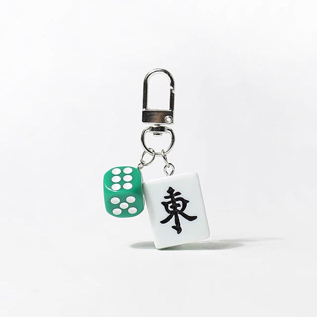 JIPPURI Keychain Mahjong & Green Dice East Wind
