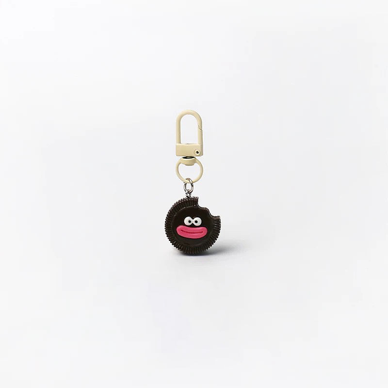 JIPPURI Keychain Mini Sausage Lips Biscuit Round Coffee Biscuit