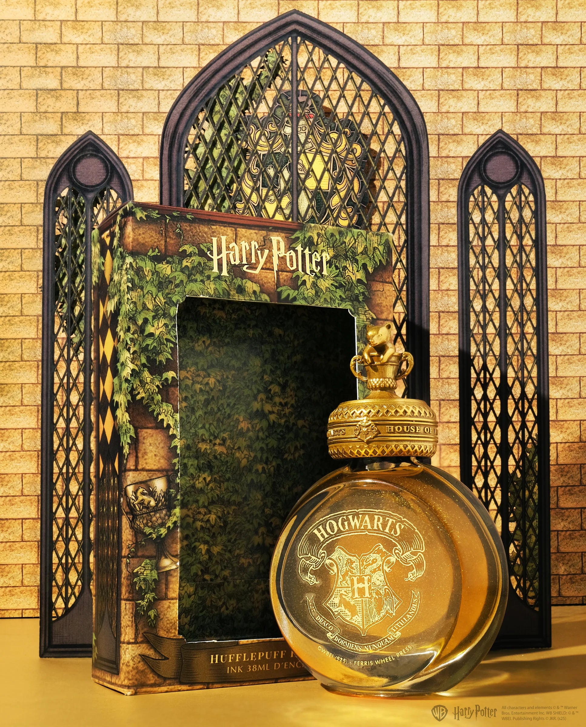 FERRIS WHEEL PRESS x Harry Potter Fountain Pen Ink 38ml Hufflepuff House
