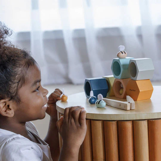 PLAN TOYS Beehives Orchard