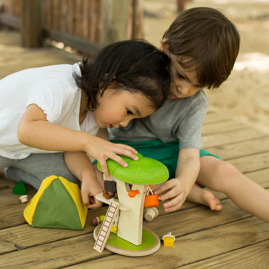 PLAN TOYS Tree House