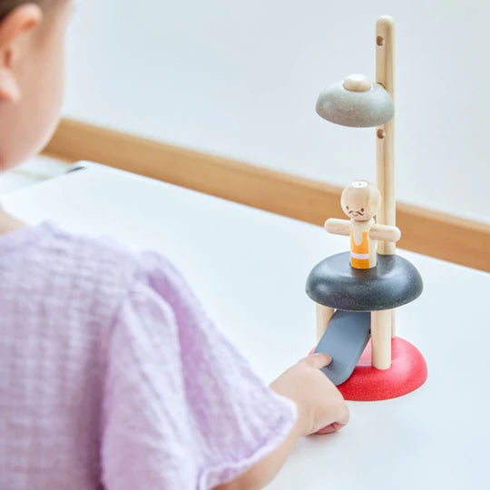 PLAN TOYS Jumping Acrobat