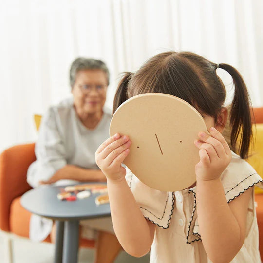 PLAN TOYS Build A Face