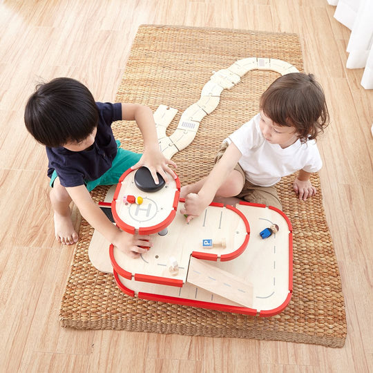 PLAN TOYS Parking Garage