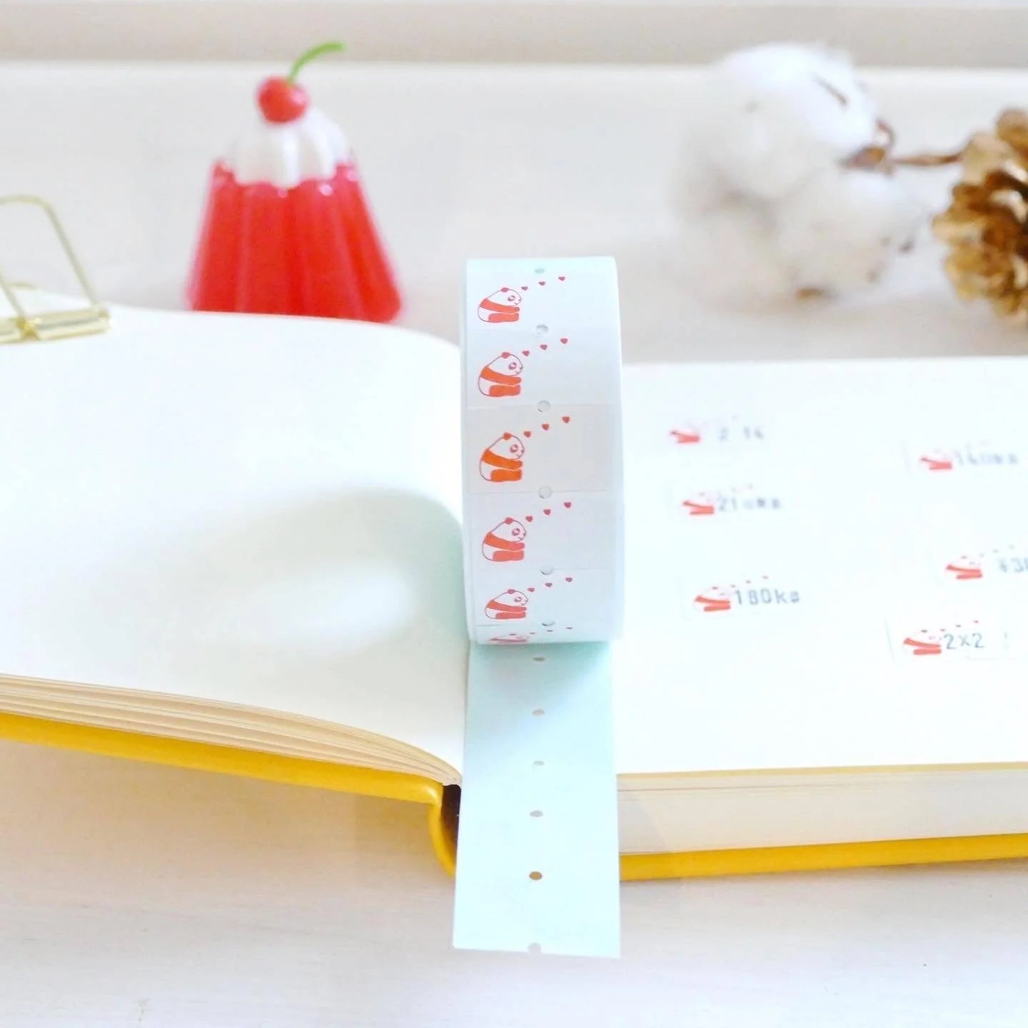 PANDA FACTORY Price Tag Labels Heart and Panda Full Roll (1000± pieces)